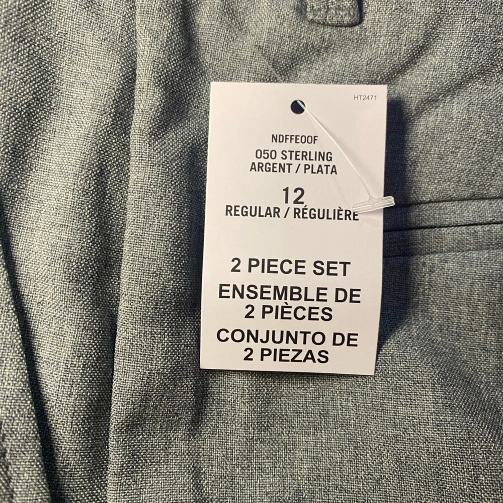 NWT Nautica Boys Grey Suit Holiday Special‎ Occasion Wedding
